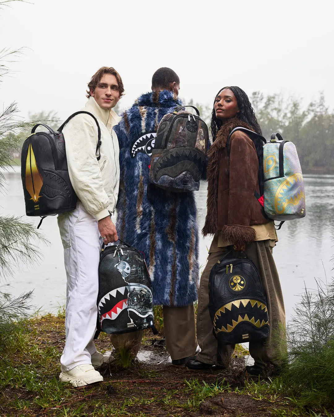 FOUNDATION DAYS FUR COAT SHARK BACKPACK - Image 4