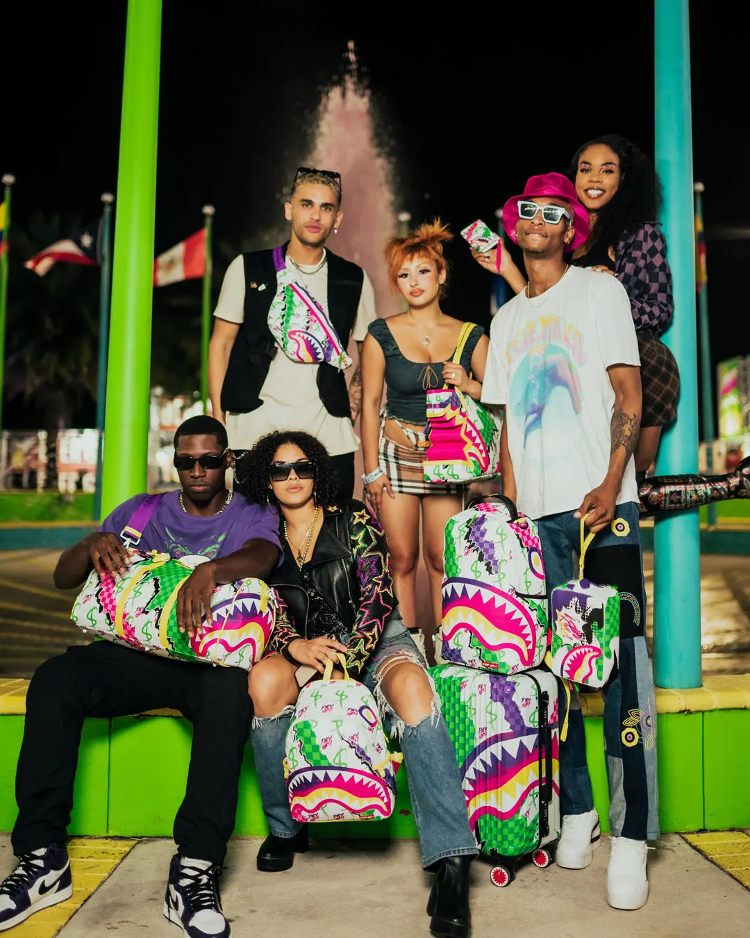 DREAMY TECHNICOLOR DUFFLE - Image 8